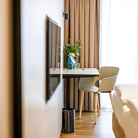 Platzhirsch Living 3*