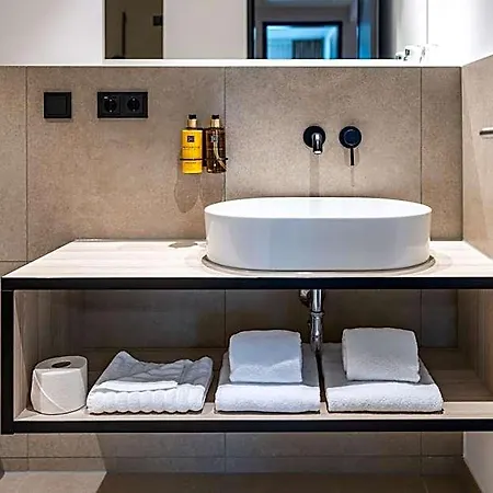Platzhirsch Living Hotel 3*